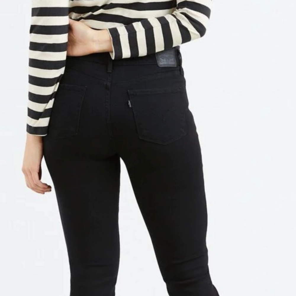 315 Shaping Bootcut Jean